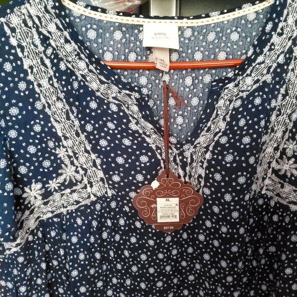 Knox Rose Tops - Knox Rose Womens XL Blouse Blue & White Floral Print Rayon Short Sleeve